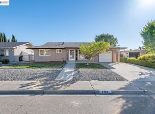 1262 Hollyhock St, Livermore, CA 94551
