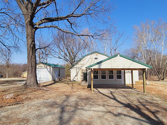 2nd image of 23 Falcon Nest Rd #2