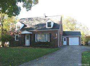 56 Potter Ave, Orchard Park, NY 14127