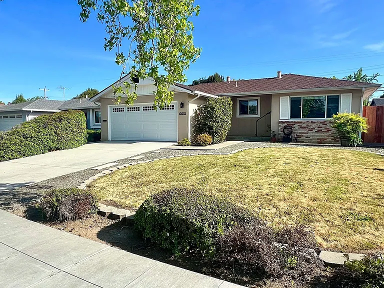 6610 Canterbury Ct — Photo 4