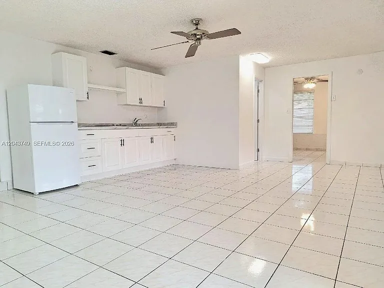 3880 NW 2nd St #REAR — Photo 3