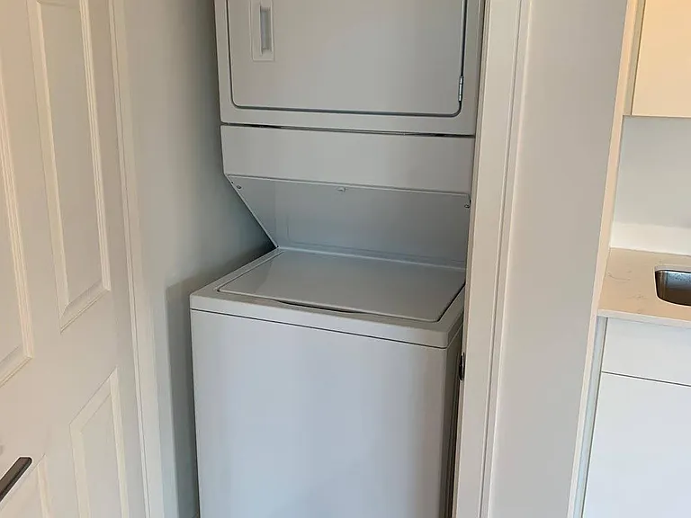 1 Wellington St #308 — Photo 18