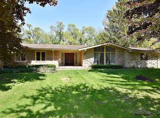 5N485 Billy Burns Rd, Wayne, IL 60184