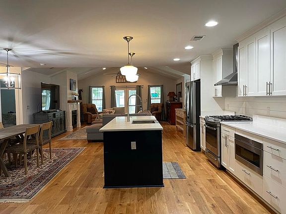 Kitchen, dining area & family room