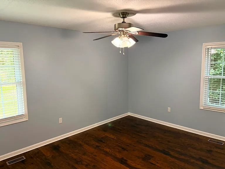 2428 Michael Dr — Photo 9