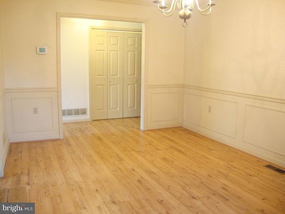 5th image of 1021 Orchard Hill Dr