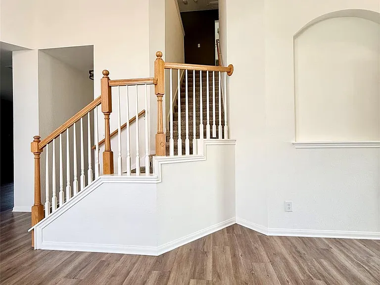 15844 Opal Fire Dr — Photo 3