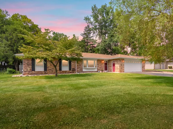 5037 Patland Dr, Kalamazoo, MI 49009