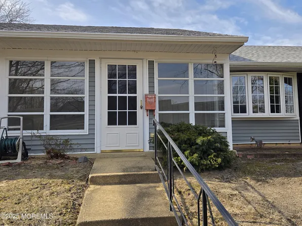 529b Portsmouth Drive, Lakewood, NJ 08701