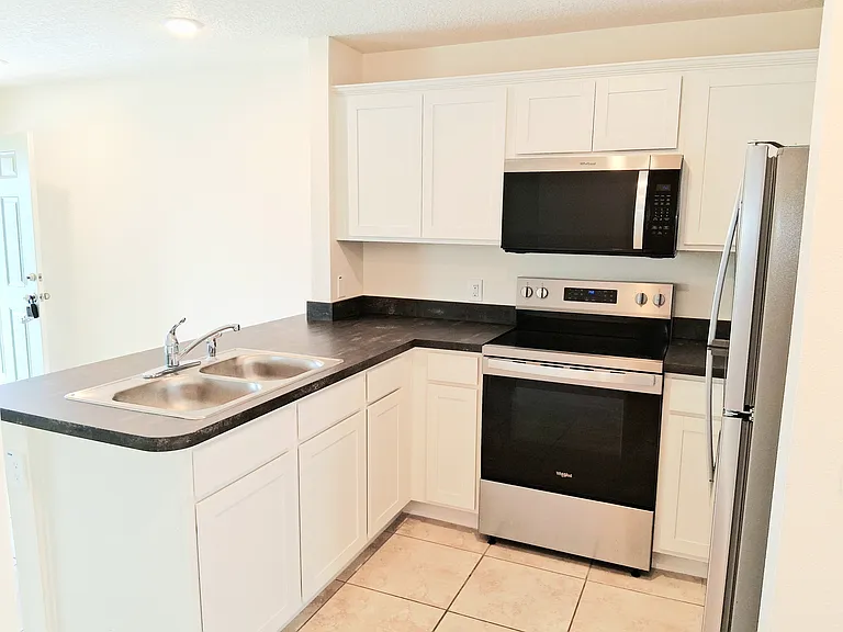 803 Angela Ave #202 — Photo 4