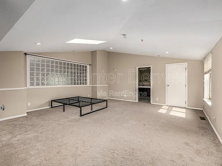 837 E 17th Ave #2K — Photo 20