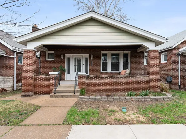 2825 Knox Ct, Saint Louis, MO 63139