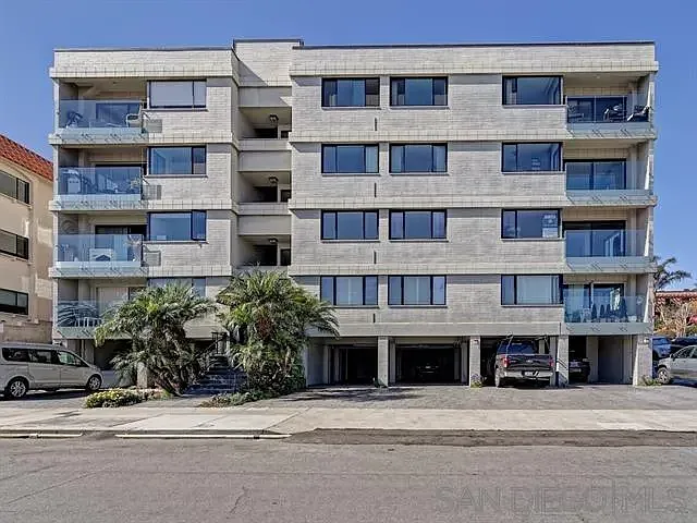 Photo 2 of 17 - 440 San Antonio Ave #7 - San Diego, CA Building Photo - 440 San Antonio Ave #7