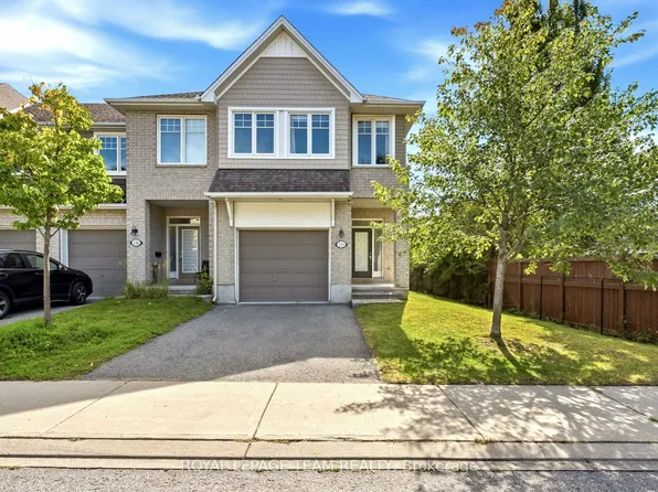 118 Abetti Rdg, Ottawa, ON K2J 0Y6