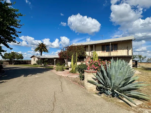 15326 S Dickenson Ave, Riverdale, CA 93656