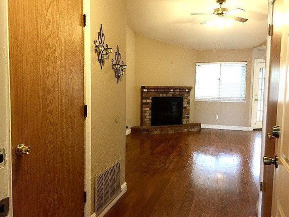 2nd image of 241 Patricia Pl