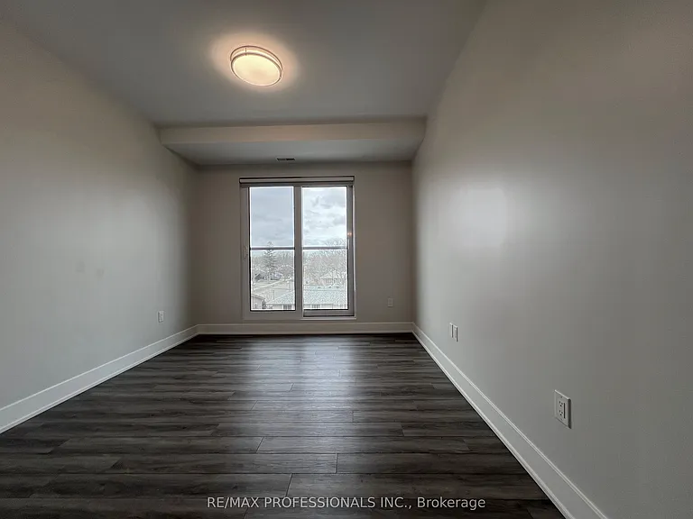 62 Dixfield Dr #121 — Photo 17