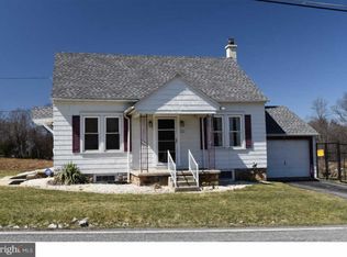 59 Lyons Rd, Fleetwood, PA 19522