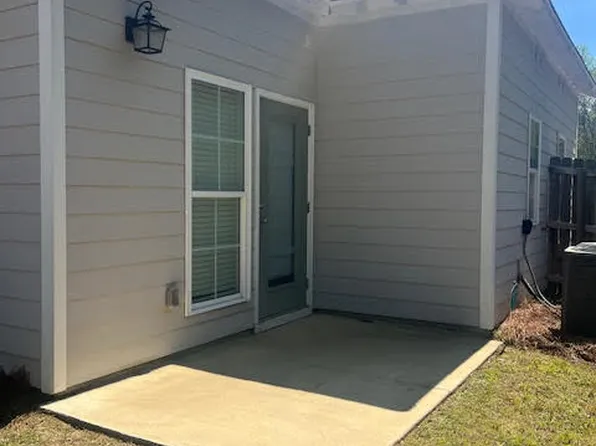 1242 Burrow Cir, Opelika, AL