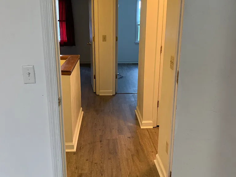875 Vine St — Photo 7
