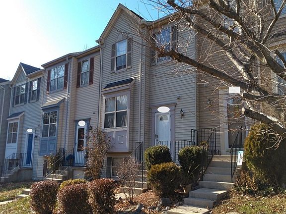 2nd image of 3143 Antrim Cir