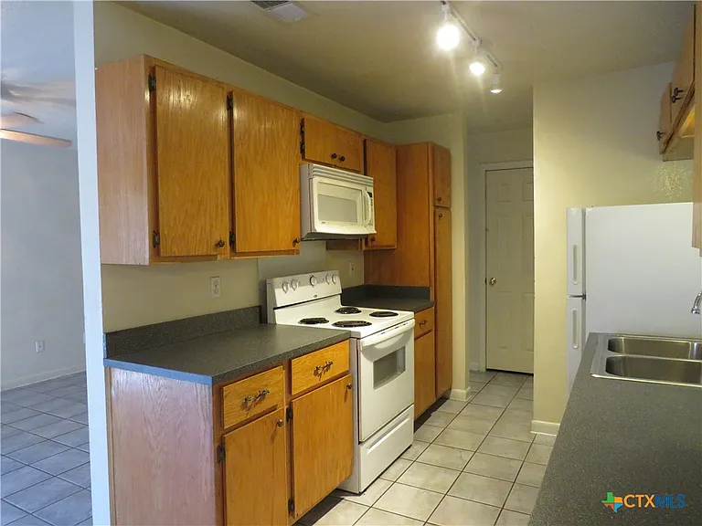 8221 Sam Rayburn Dr #103 — Photo 10