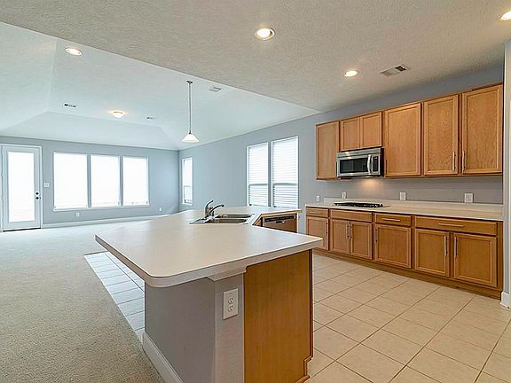 4th image of 4410 Mallory Creek Dr