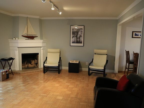 2nd image of 115 Monterey Blvd