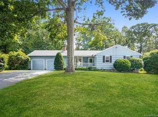 15 Glen Rd, North Branford, CT 06471
