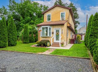328 E North Ln, Conshohocken, PA