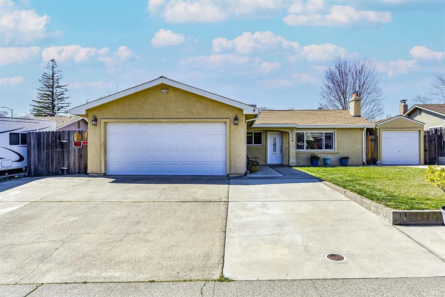 154 Perraud Ct photo 1
