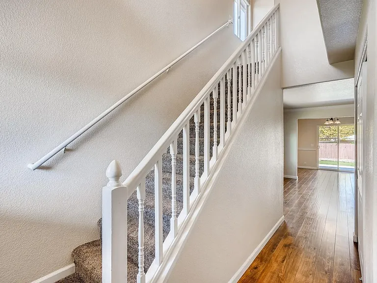 4818 Benton St — Photo 4
