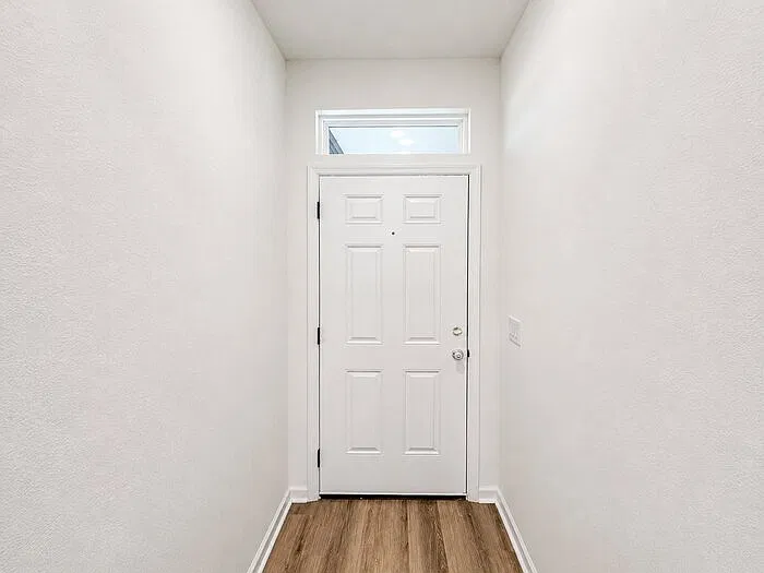 4 bed, 2.5 bath, 1500 sqft, $2,075 — Photo 1