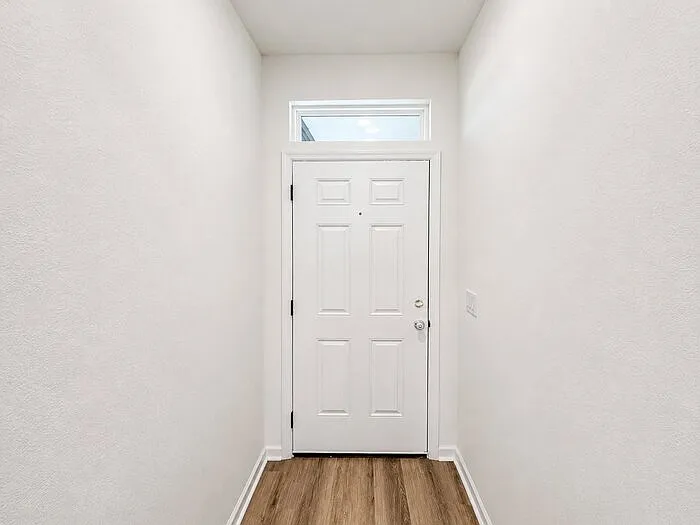 8662 Elmo Rd — Photo 1