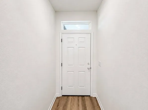8662 Elmo Rd, Jacksonville, FL