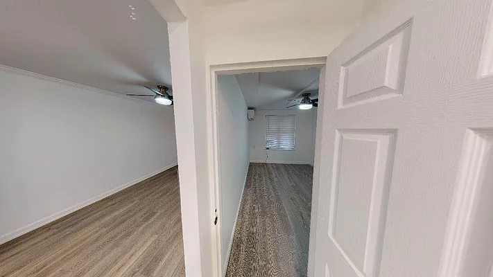 Rented by Deutsche Gramatan Vanderbilt Inc | media 8