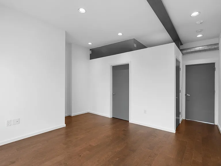 634 W Jefferson St #3 — Photo 12
