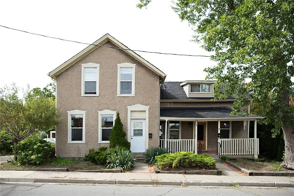1 Frazer Street Main Unit — Photo 1