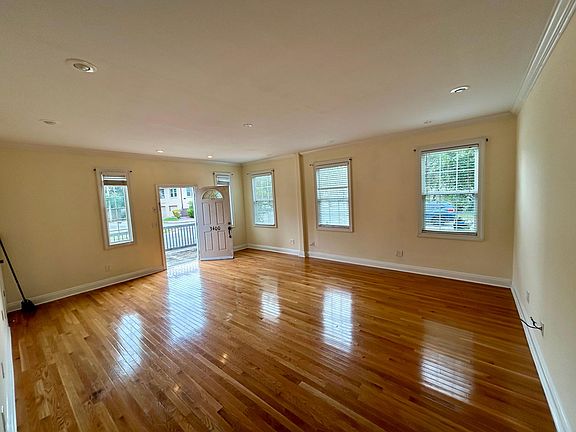 3rd image of 3400 Jefferson Ave