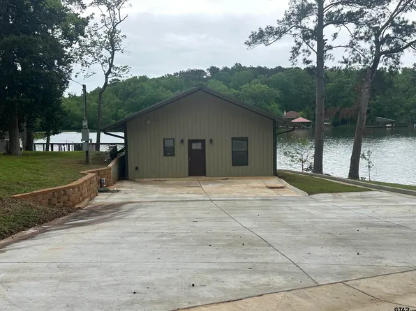 2428 Lake Park Ln, Jacksonville, TX 75766