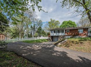 313 Oakwood Dr, Monroeville, PA 15146