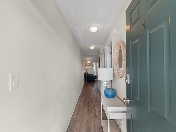 3rd image of 203 Landing Rd. #H
