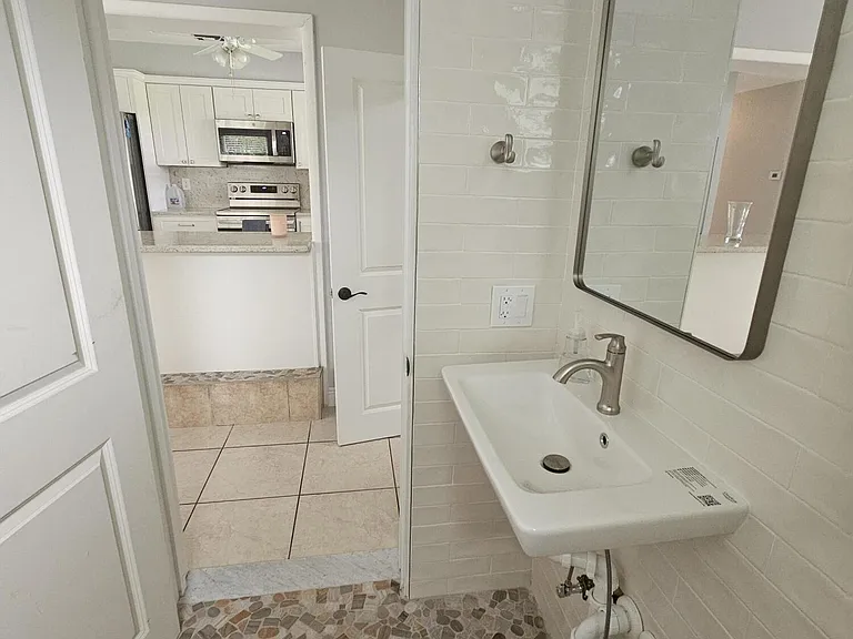 1621 Seaway Dr — Photo 15
