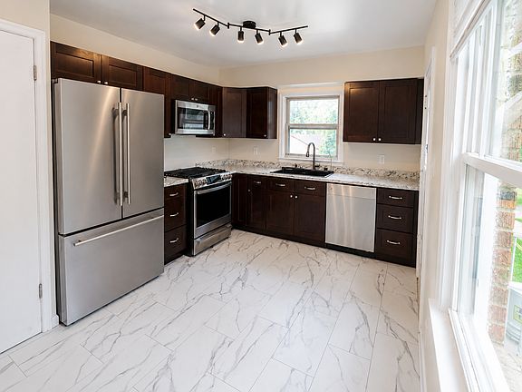5th image of 400 N 92nd St #400