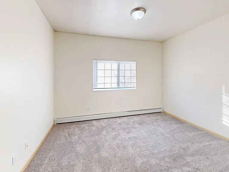 Cascades Apartments — Photo 57