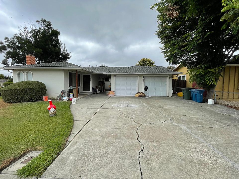 1st image of 2633 Silsby Ave