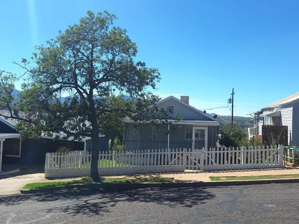 208 S 3rd St, Globe, AZ 85501