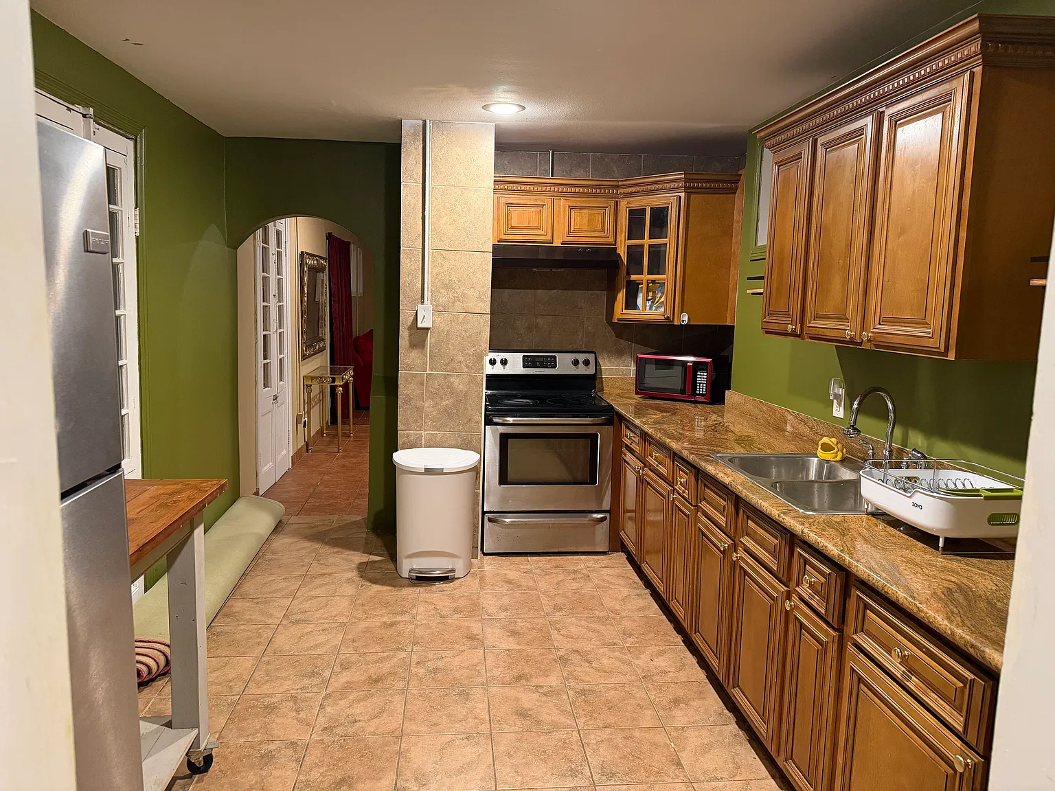 2 bed, 1381 sqft, $2,000 — Photo 3