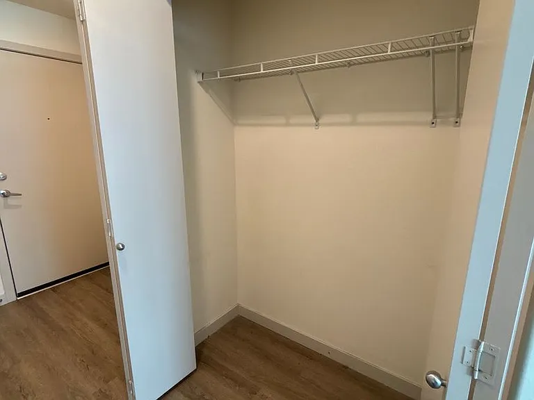 4801 Fauntleroy Apartments — Photo 52