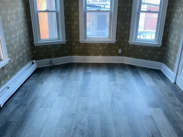 39 Park St #2, Salem, MA 01970